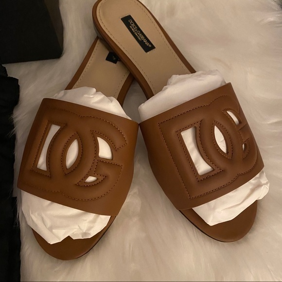 Dolce & Gabbana Slides Sandals - Picture 3 of 5